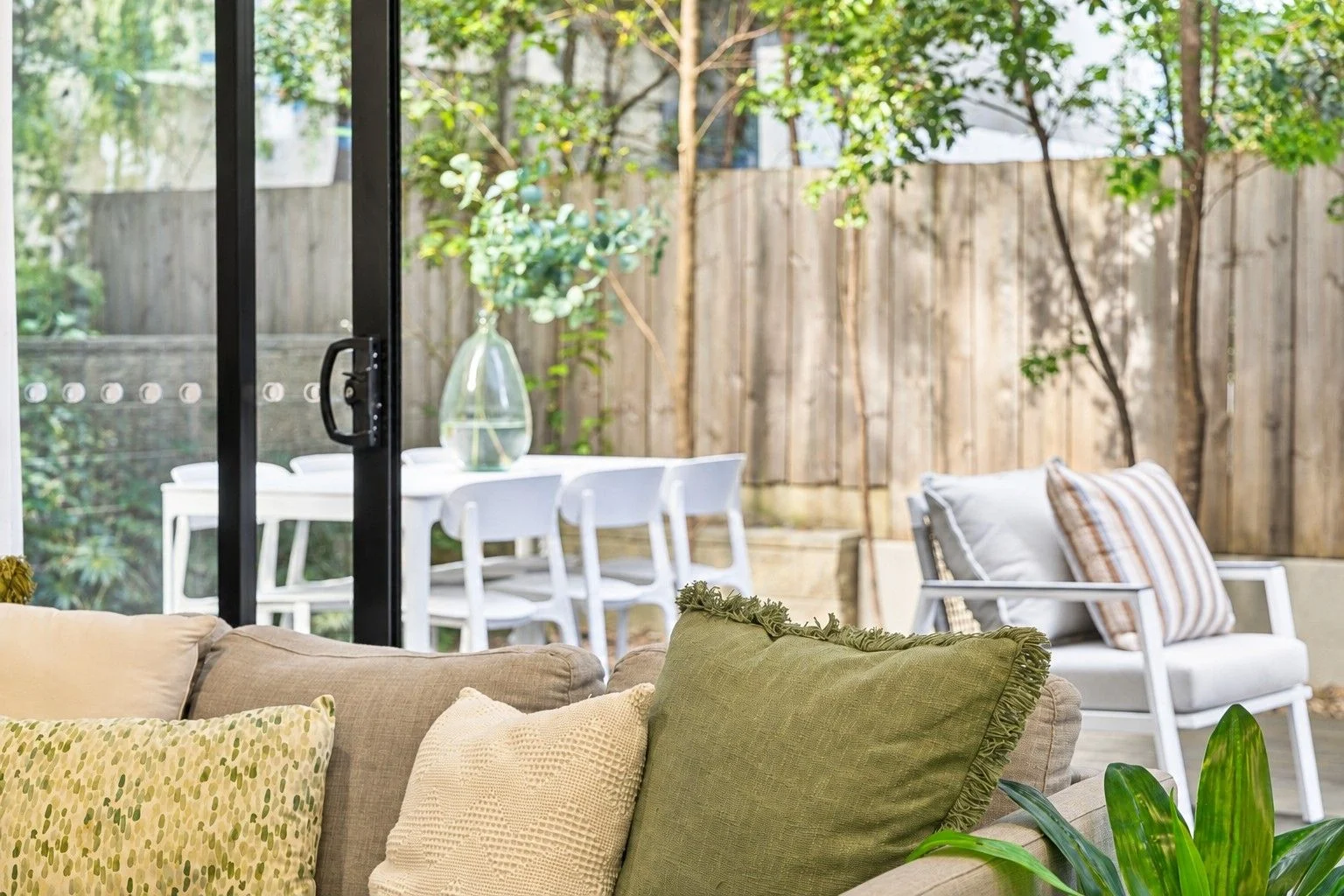 2-Bed Courtyard apartment in the heart of Lane Cove - photo 6