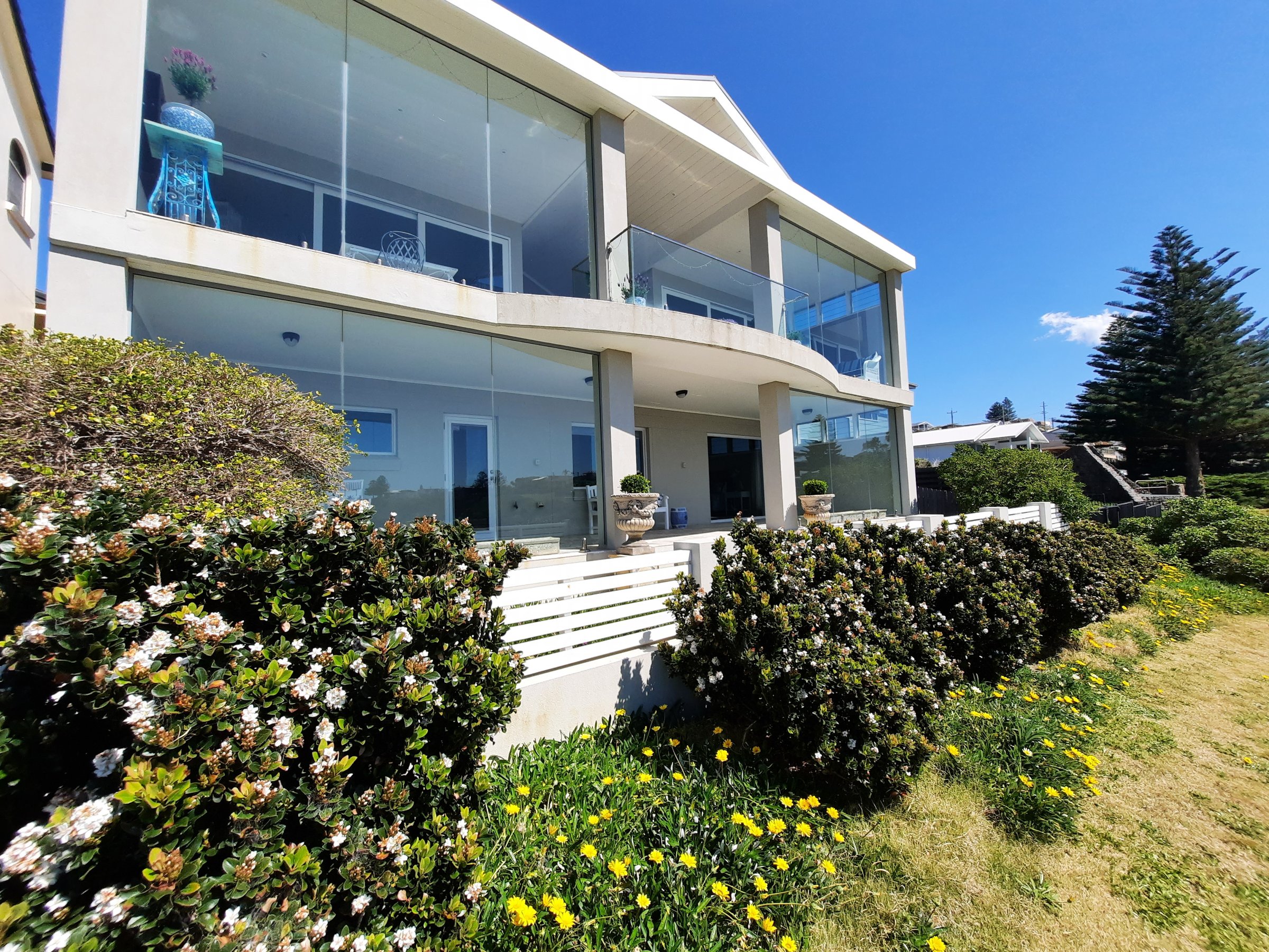 Hampton House – Kiama Oceanfront Estate - photo 5